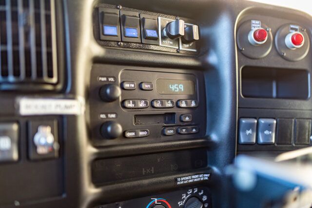 2003 GMC C5500 24 Passenger 30 Ft.Van Diesel Red Deer AB