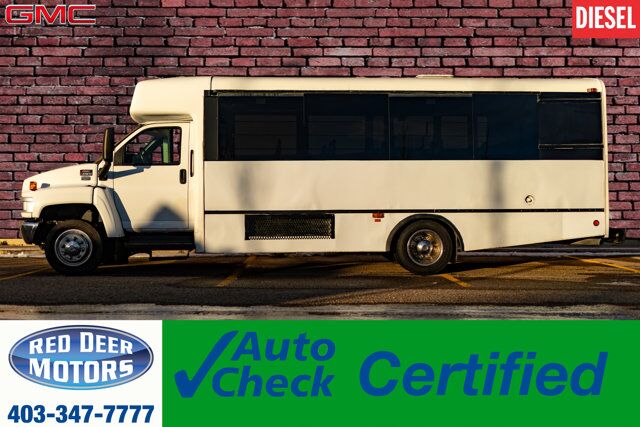 2003 GMC C5500 24 Passenger 30 Ft.Van Diesel