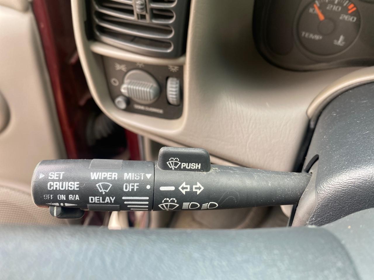 2003 GMC Safari Passenger LOW MILES 34,284 1 OWNER 8 PASSENGER Pompano Beach FL