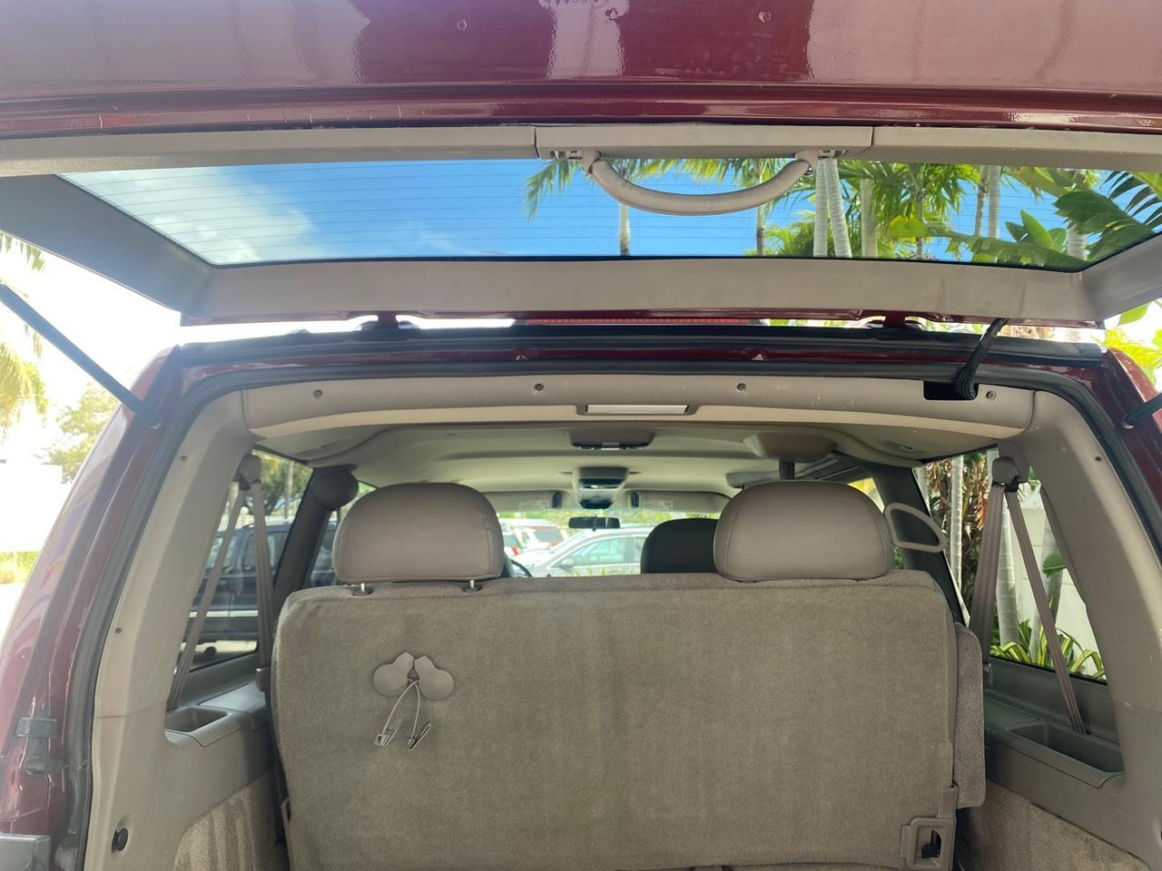 2003 GMC Safari Passenger LOW MILES 34,284 1 OWNER 8 PASSENGER Pompano Beach FL