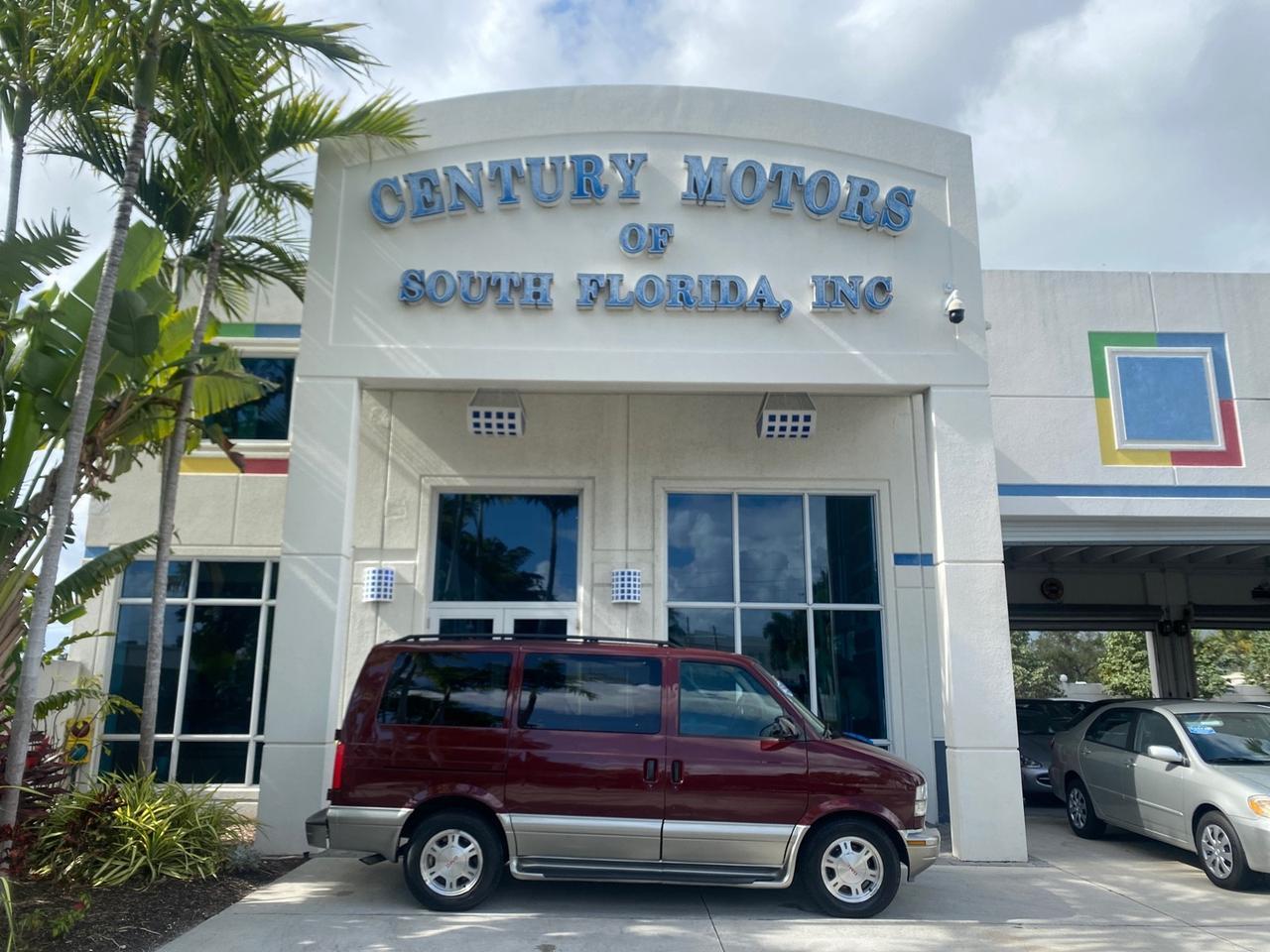 2003 GMC Safari Passenger LOW MILES 34,284 1 OWNER 8 PASSENGER
