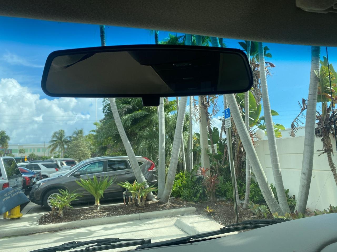 2003 GMC Safari Passenger LOW MILES 34,284 1 OWNER 8 PASSENGER Pompano Beach FL