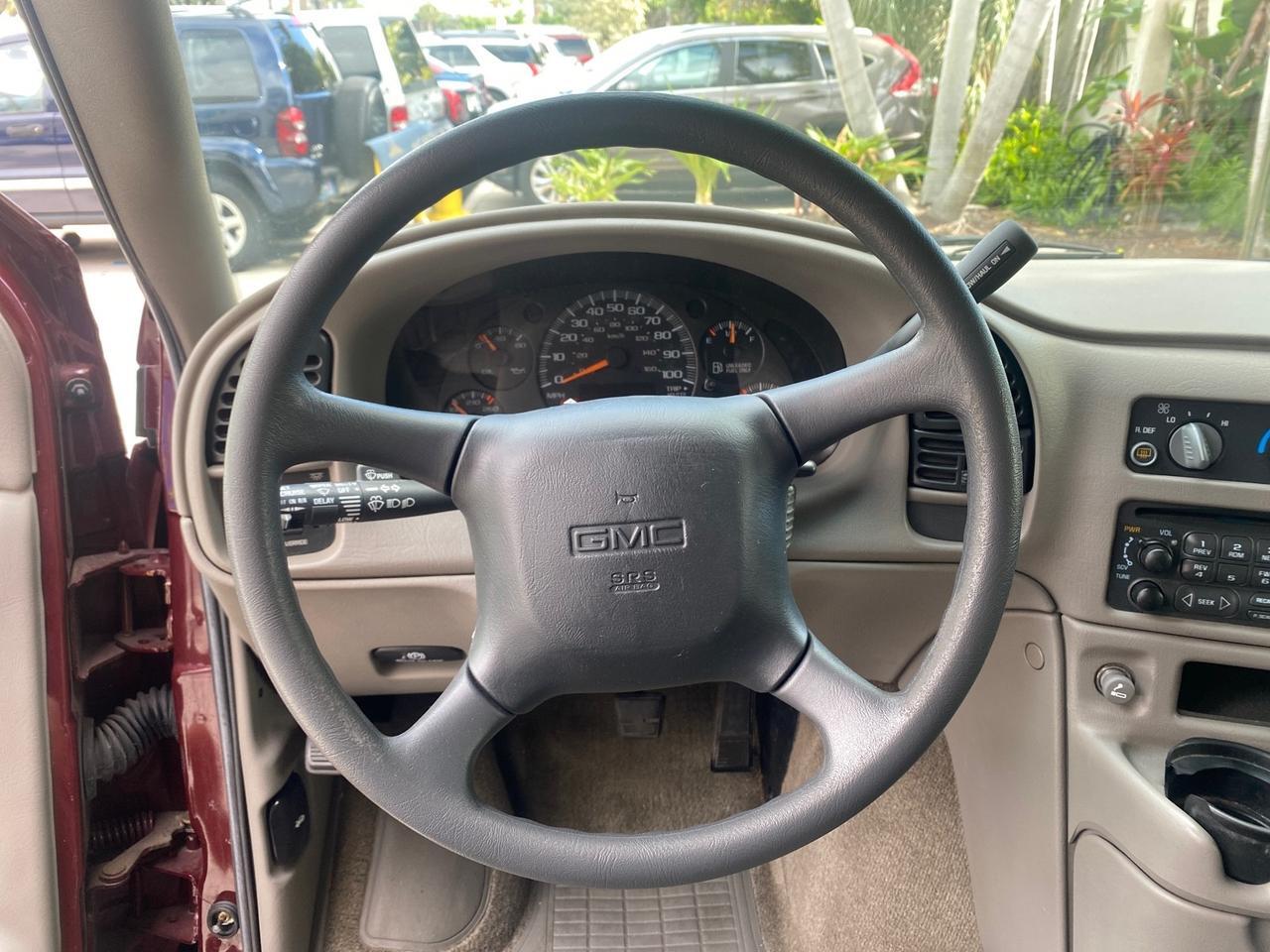 2003 GMC Safari Passenger LOW MILES 34,284 1 OWNER 8 PASSENGER Pompano Beach FL