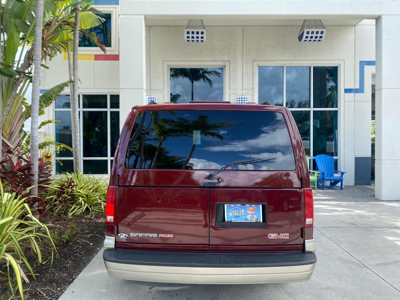 2003 GMC Safari Passenger LOW MILES 34,284 1 OWNER 8 PASSENGER Pompano Beach FL