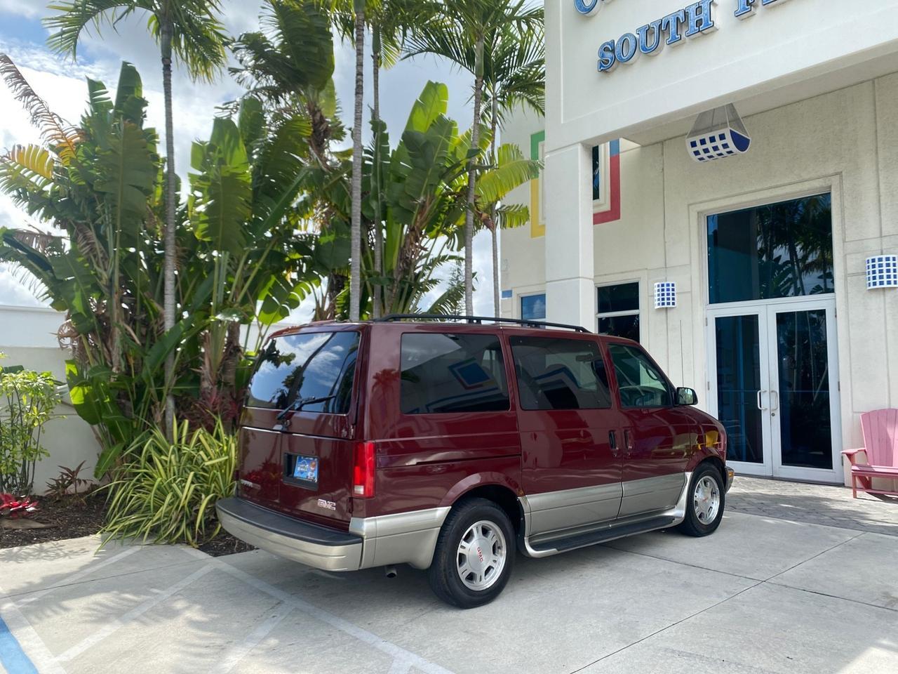 2003 GMC Safari Passenger LOW MILES 34,284 1 OWNER 8 PASSENGER Pompano Beach FL