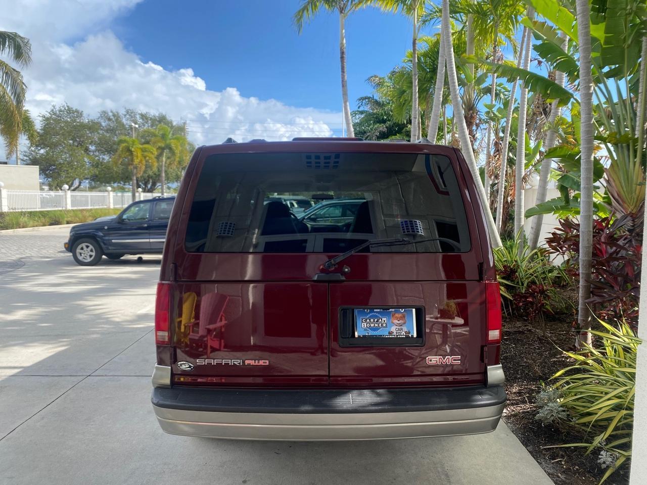2003 GMC Safari Passenger LOW MILES 34,284 1 OWNER 8 PASSENGER Pompano Beach FL