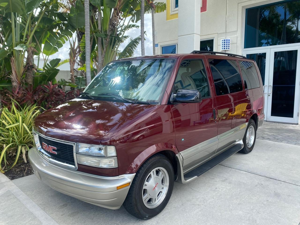 2003 GMC Safari Passenger LOW MILES 34,284 1 OWNER 8 PASSENGER Pompano Beach FL