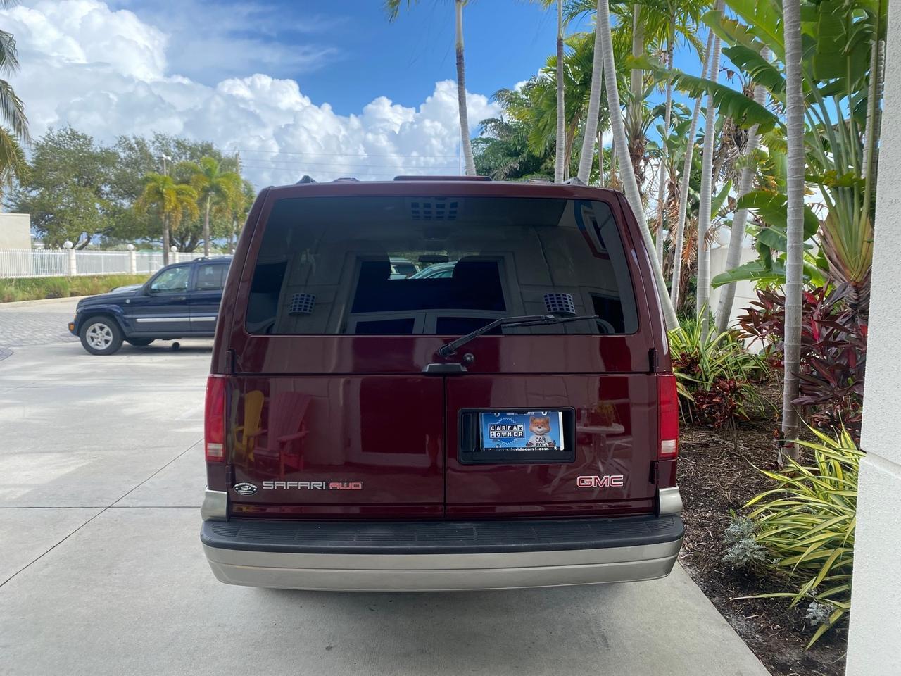 2003 GMC Safari Passenger LOW MILES 34,284 1 OWNER 8 PASSENGER Pompano Beach FL