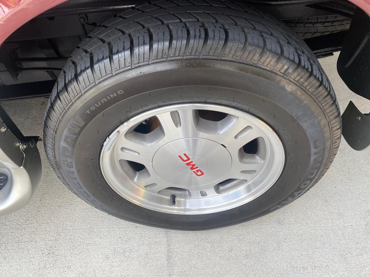 2003 GMC Safari Passenger LOW MILES 34,284 1 OWNER 8 PASSENGER Pompano Beach FL