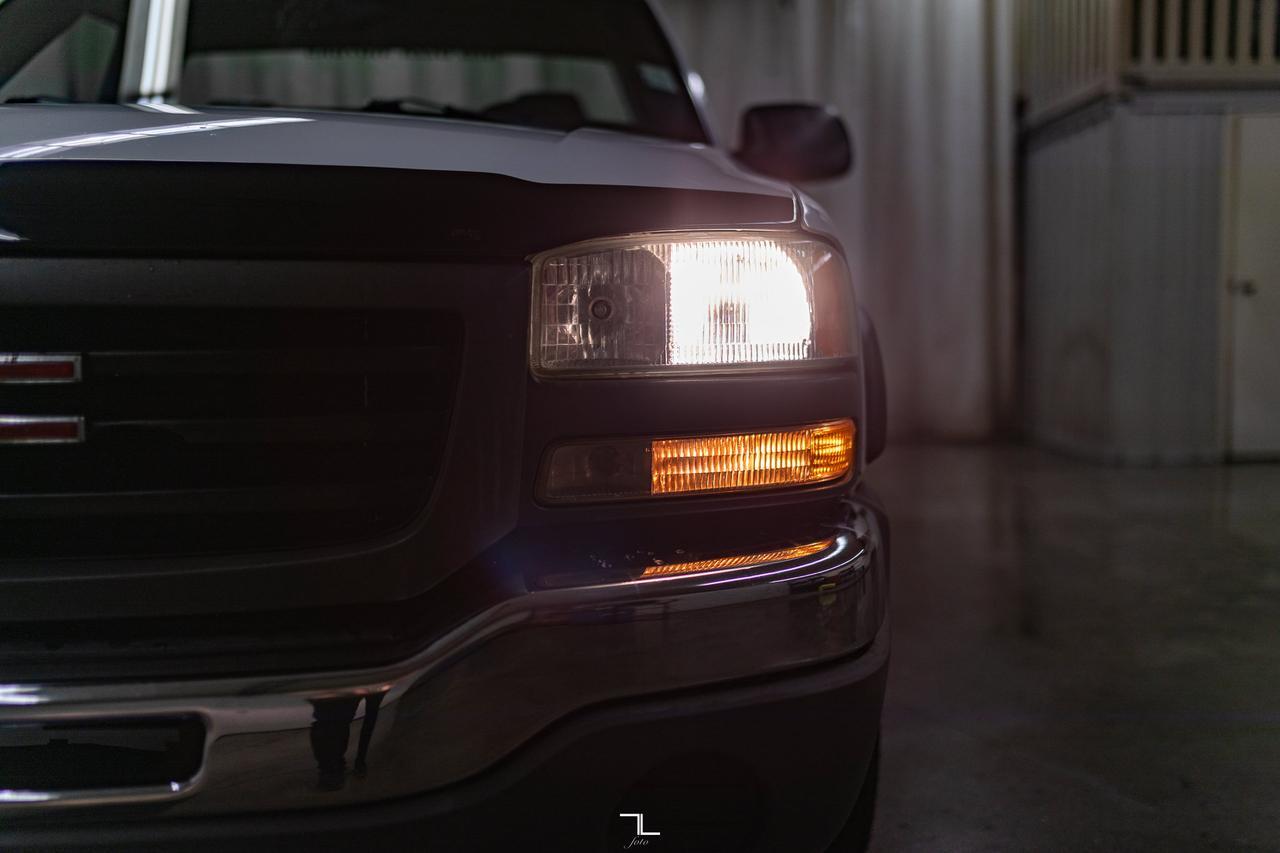 2003 GMC Sierra 2500 4x2 Reg Cab SL Red Deer AB