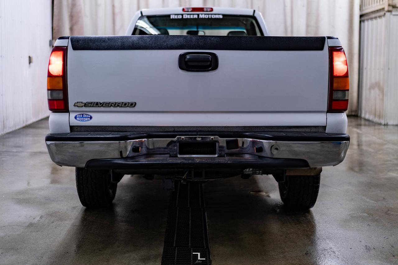 2003 GMC Sierra 2500 4x2 Reg Cab SL Red Deer AB