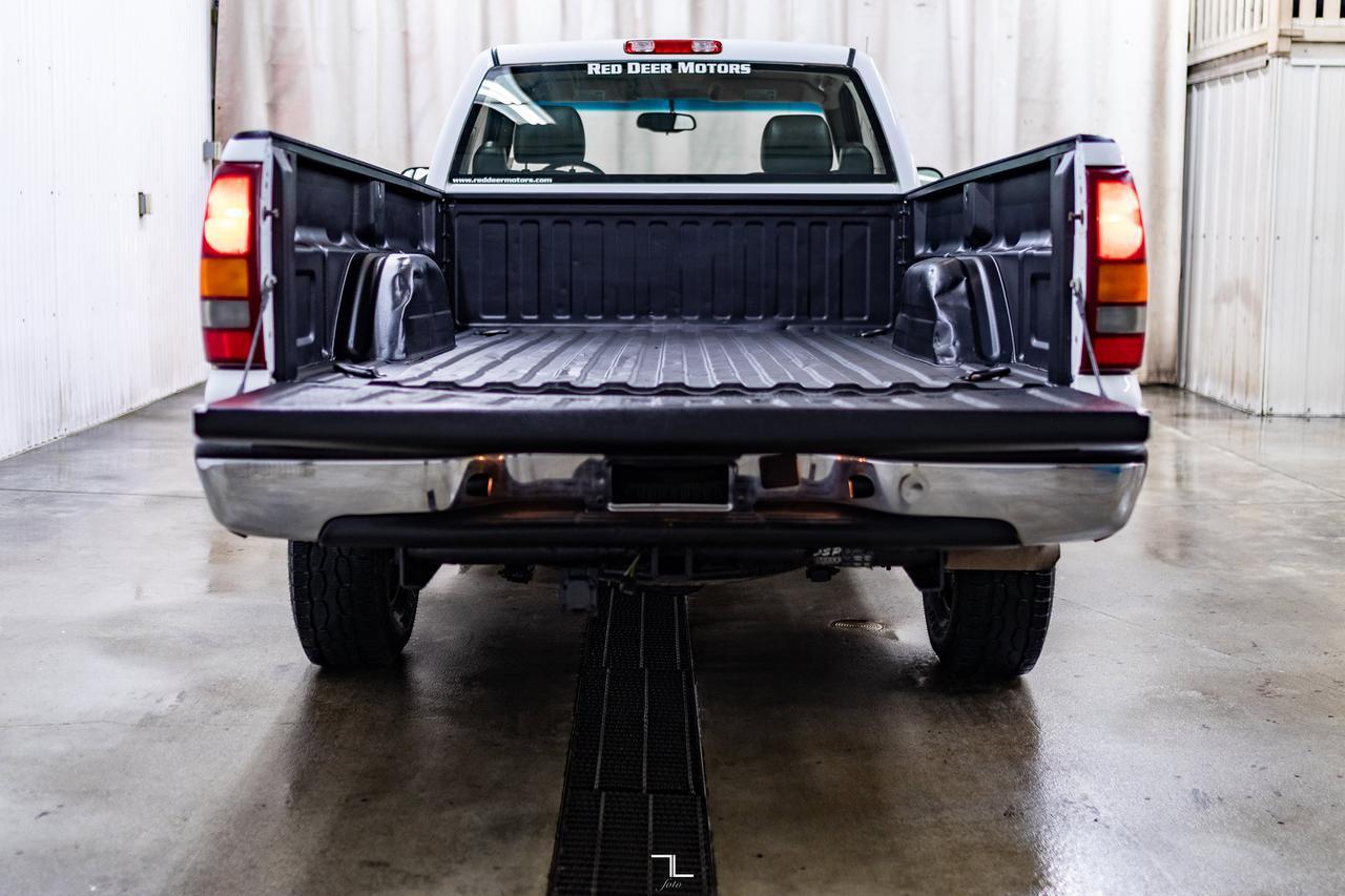 2003 GMC Sierra 2500 4x2 Reg Cab SL Red Deer AB