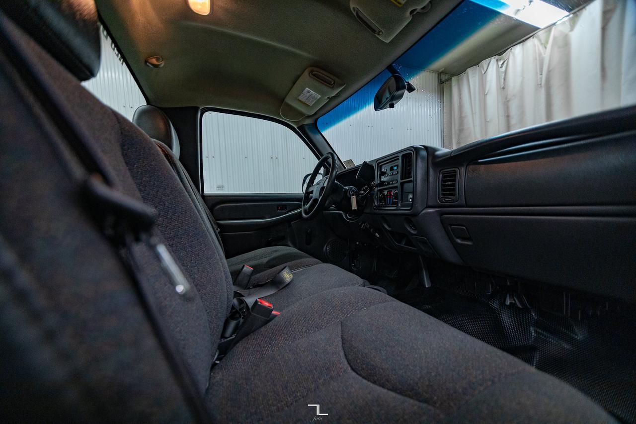 2003 GMC Sierra 2500 4x2 Reg Cab SL Red Deer AB