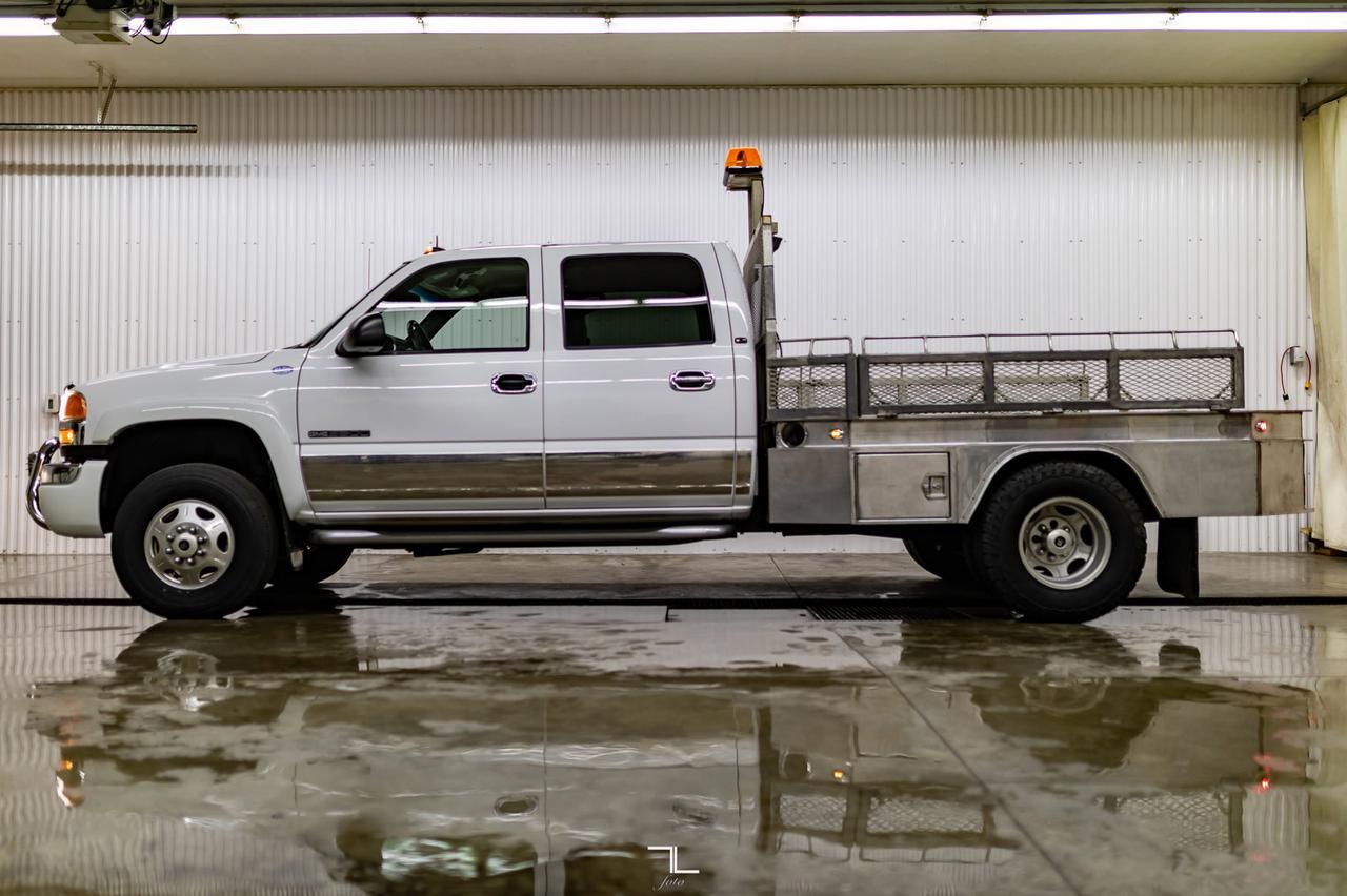 2003 GMC Sierra 3500 4x4 Crew Cab SLT Dually Deck Leather Red Deer AB