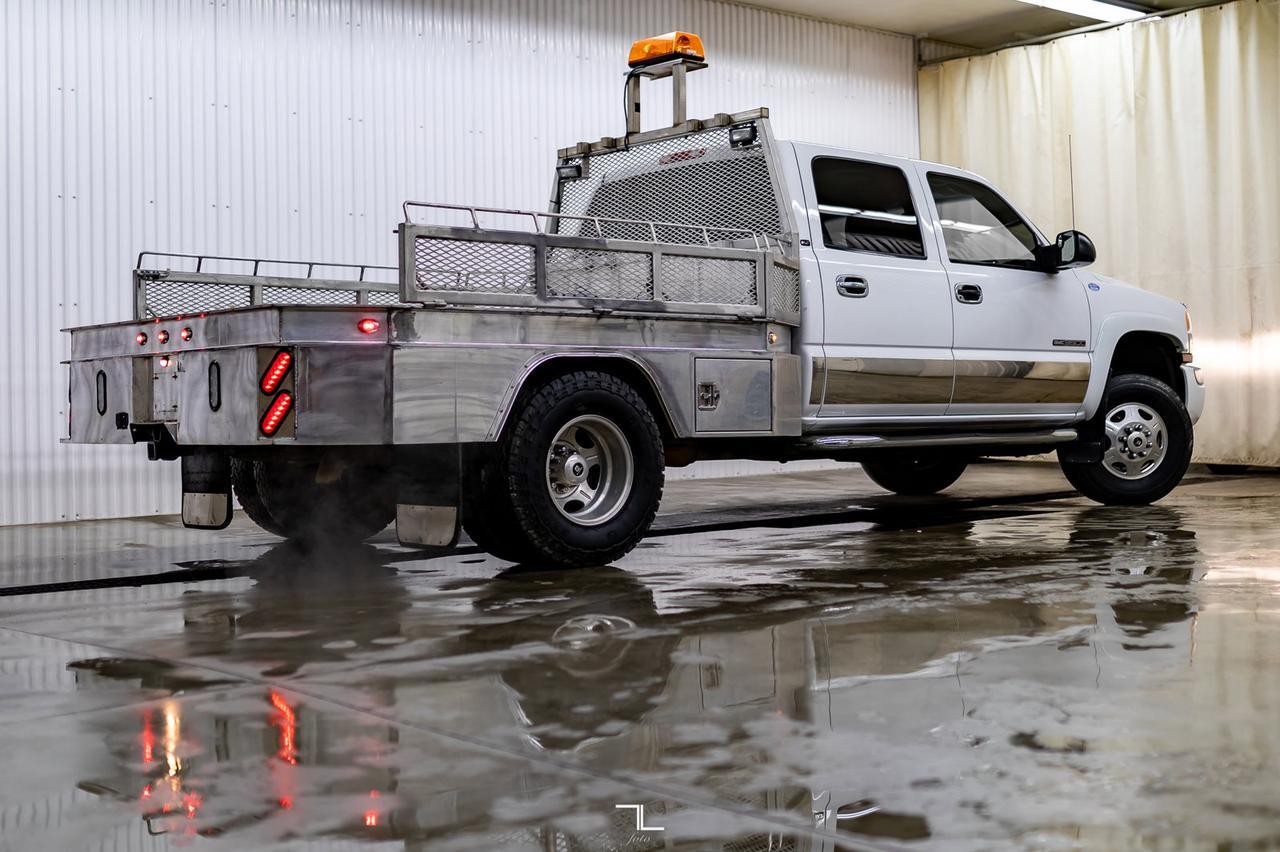 2003 GMC Sierra 3500 4x4 Crew Cab SLT Dually Deck Leather Red Deer AB