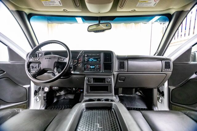 2003 GMC Sierra 3500 4x4 Crew Cab SLT Dually Deck Leather Red Deer AB