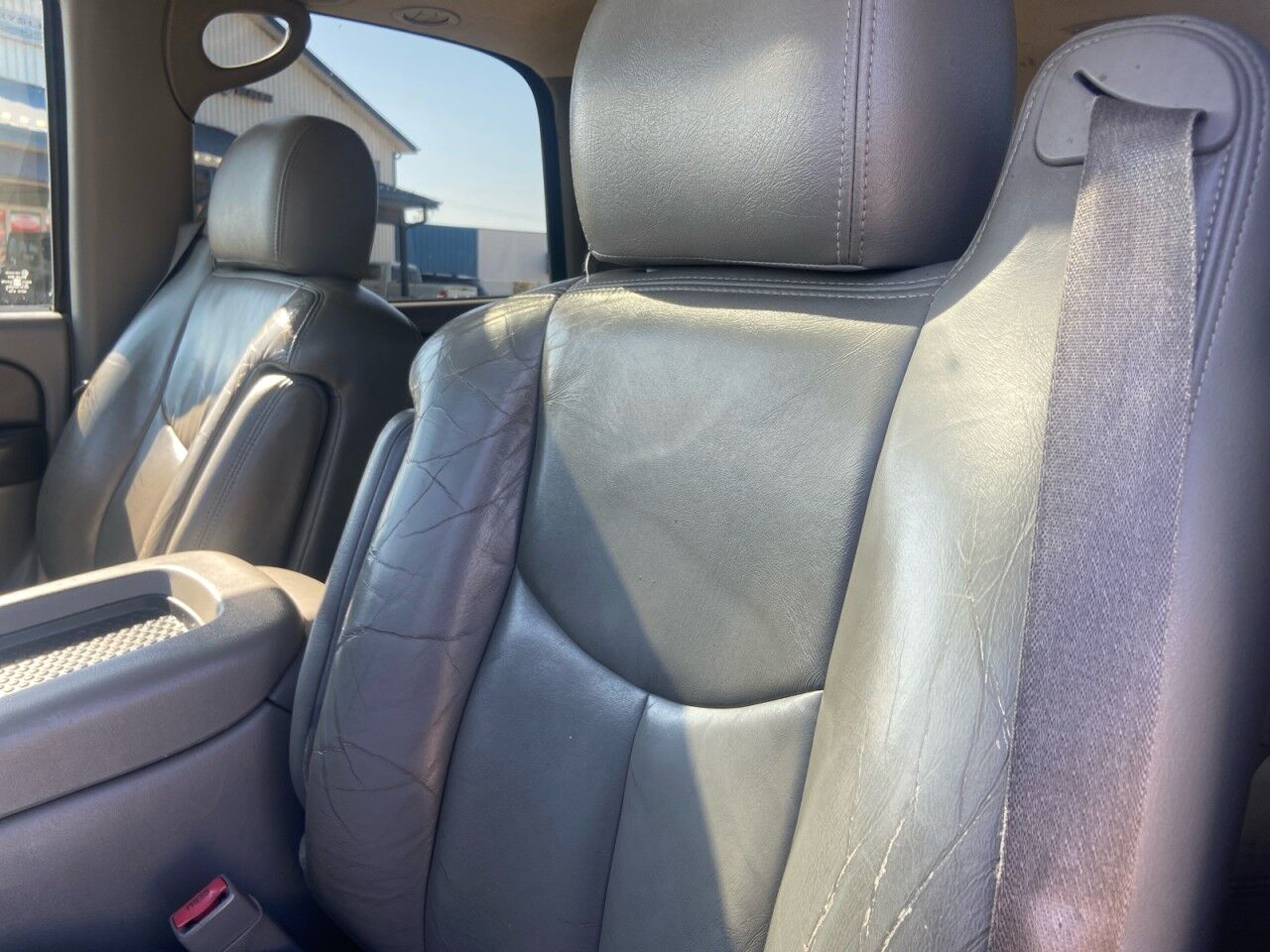 2003 GMC YUKON SLT High Level AB