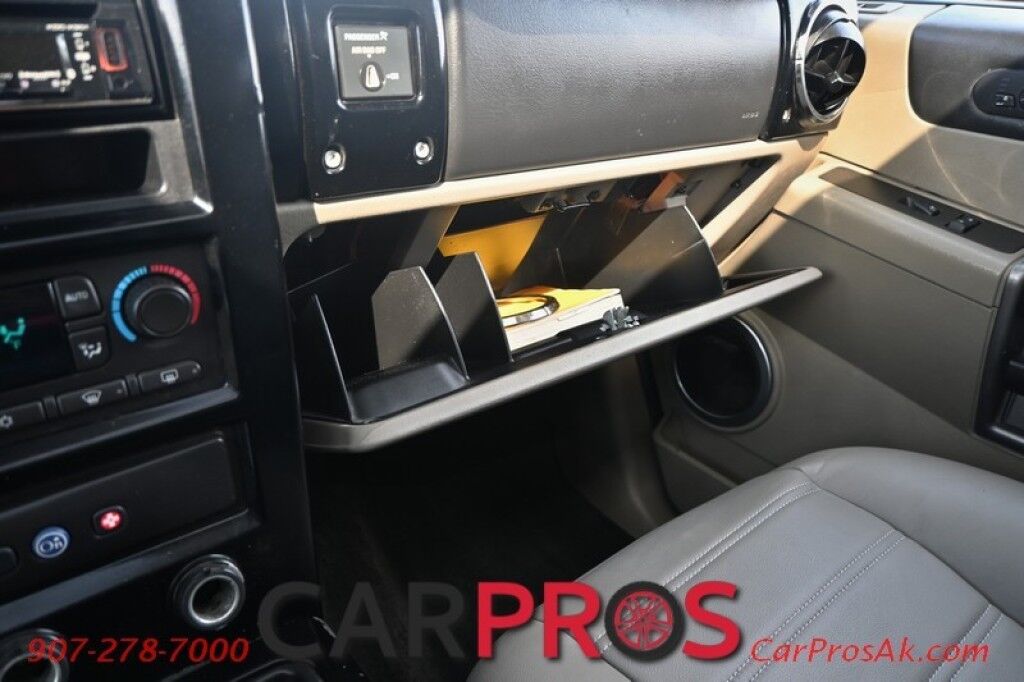 2003 HUMMER H2 - 6.0L V8 - Automatic - All Wheel Drive - Power Heated Front Leather Seats - 2nd Row Heated Seats - Keyless Entry - Sunroof - Tow Package Anchorage AK