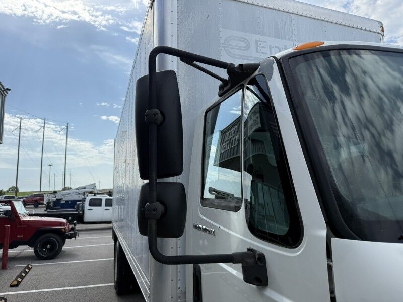 2003 International 430 24' Box Truck Collinsville OK