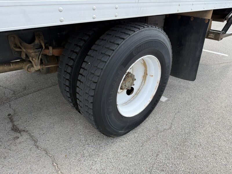 2003 International 430 24' Box Truck Collinsville OK