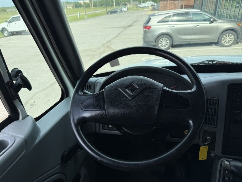 2003 International 430 24' Box Truck Collinsville OK