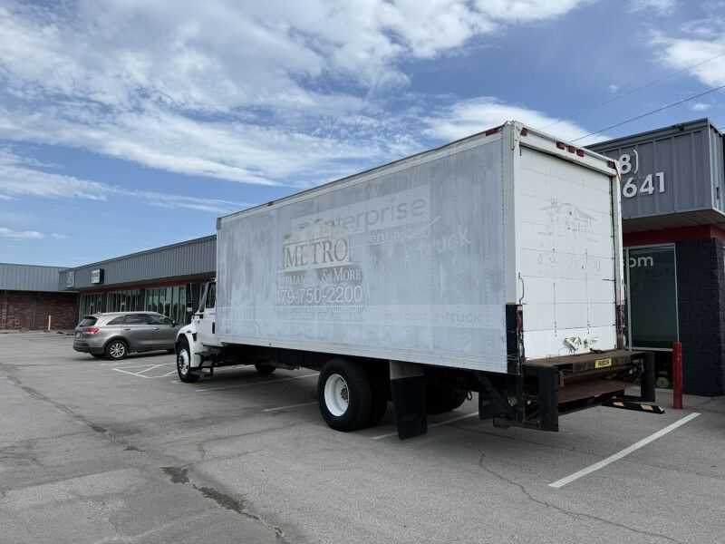 2003 International 430 Box Truck Collinsville OK