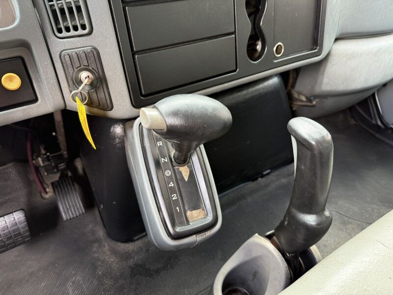 2003 International 430 Box Truck Collinsville OK