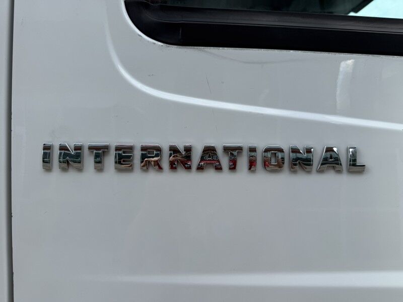 2003 International 430 Box Truck Collinsville OK