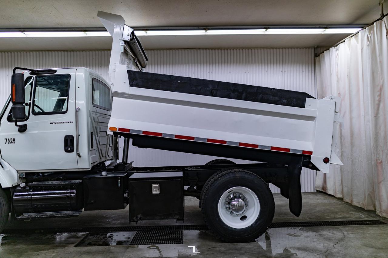 2003 International 7400 S/A Day Cab Dump Plow Diesel Red Deer AB