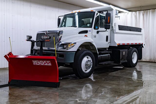 2003 International 7400 S/A Day Cab Dump Plow Diesel Red Deer AB