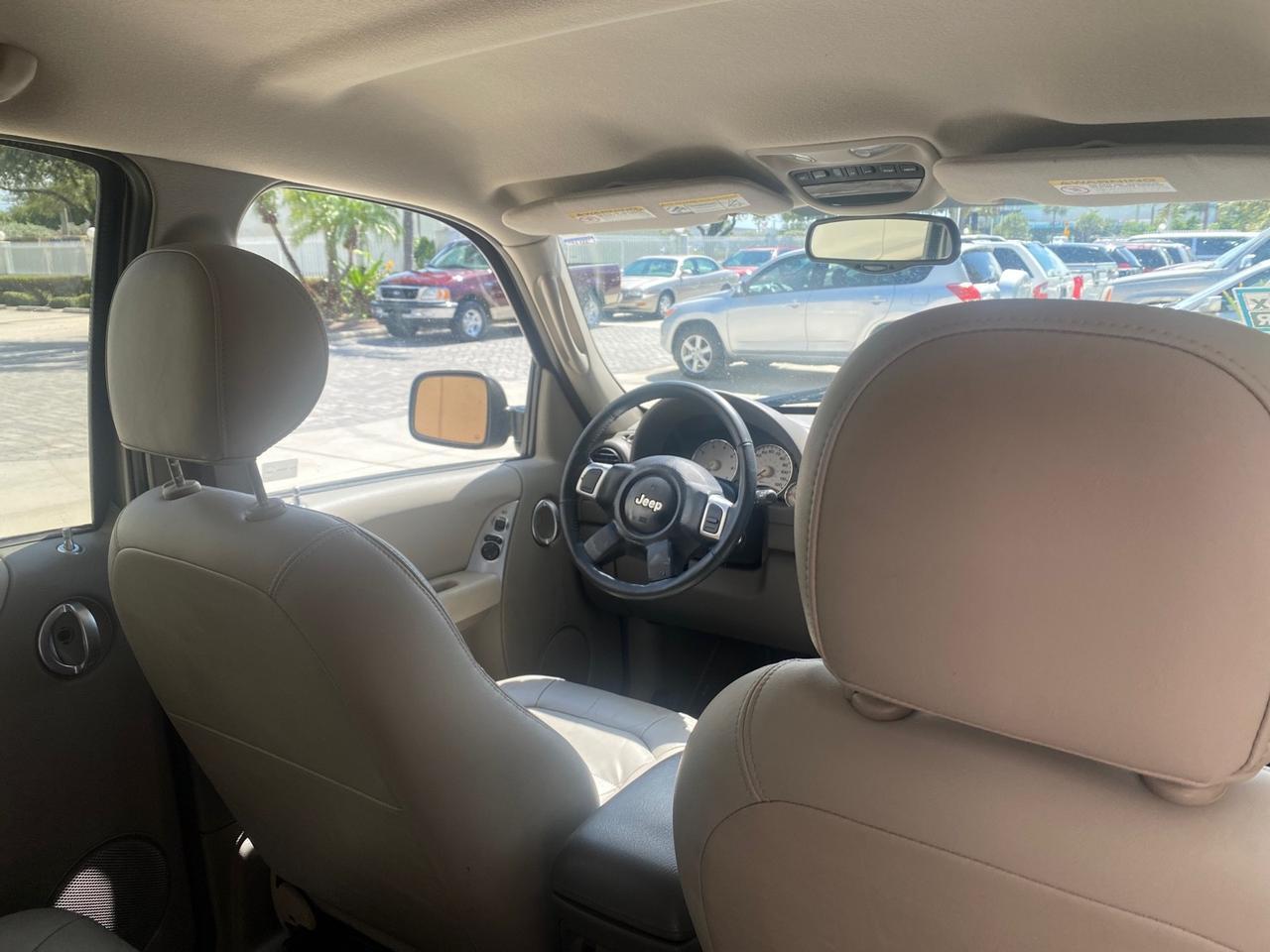 2003 Jeep Liberty Limited 1 OWNER LOW MILES 71,151 Pompano Beach FL