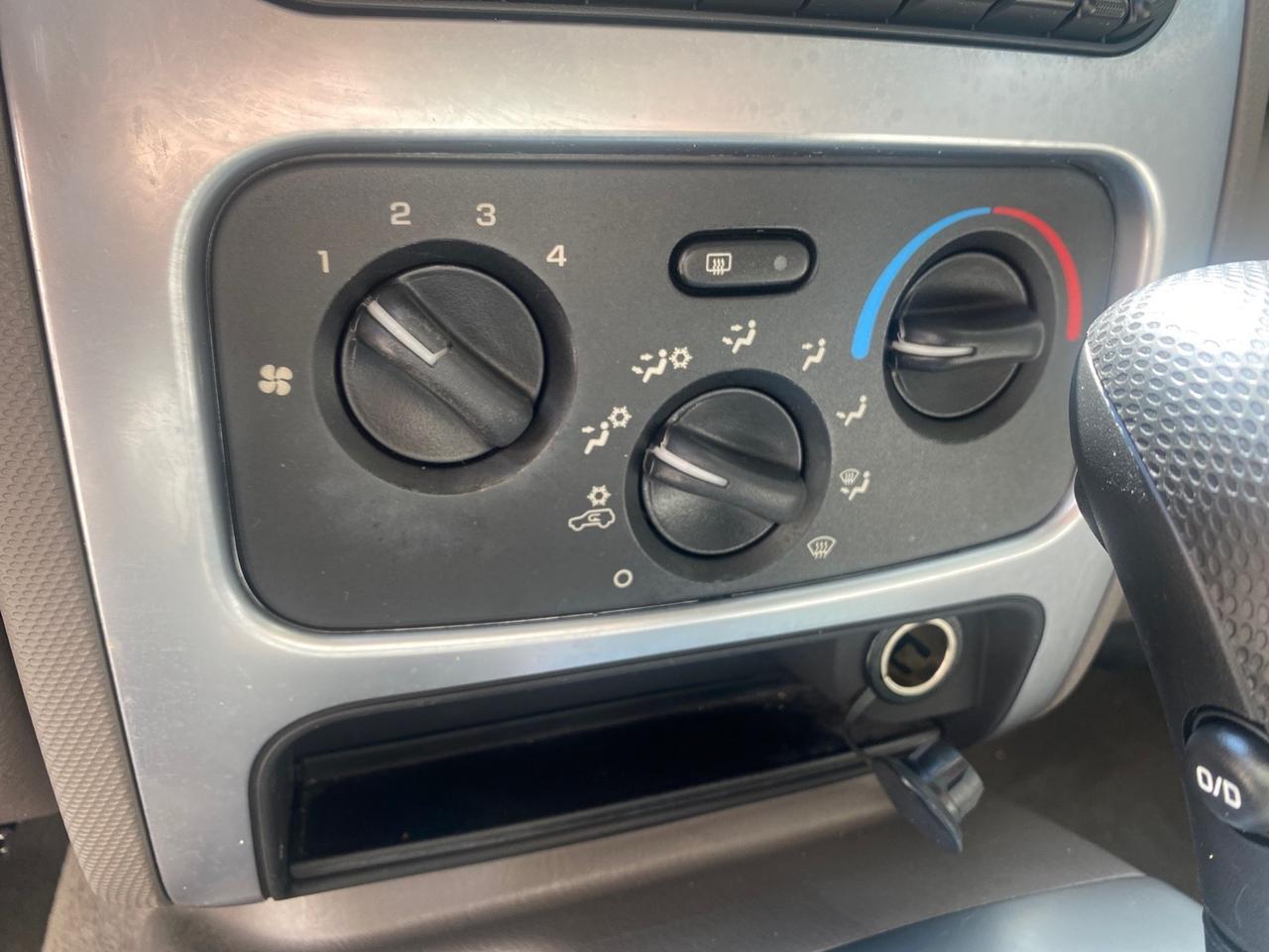 2003 Jeep Liberty Limited 1 OWNER LOW MILES 71,151 Pompano Beach FL