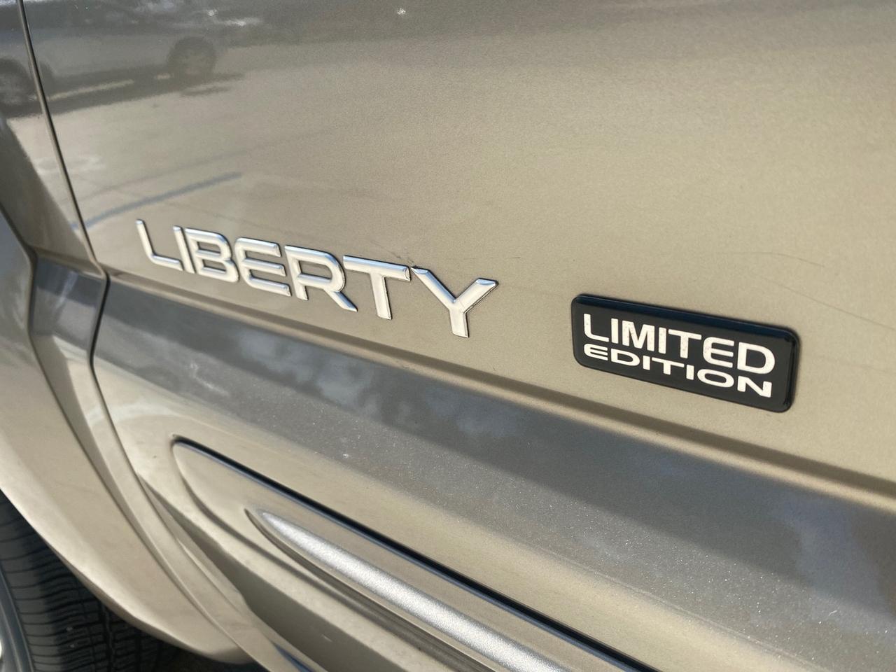 2003 Jeep Liberty Limited 1 OWNER LOW MILES 71,151 Pompano Beach FL