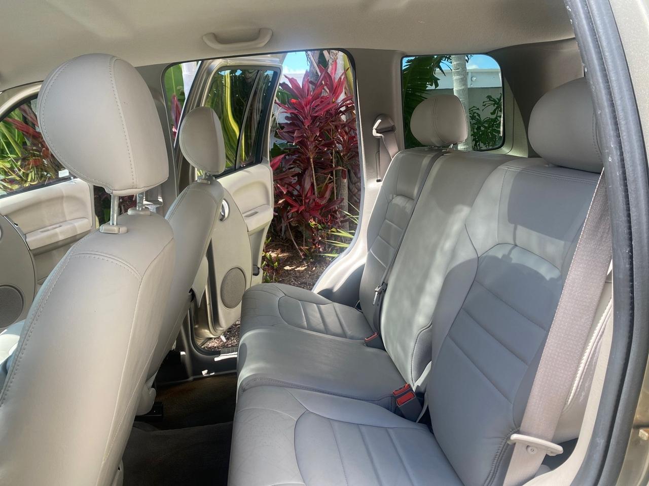 2003 Jeep Liberty Limited 1 OWNER LOW MILES 71,151 Pompano Beach FL