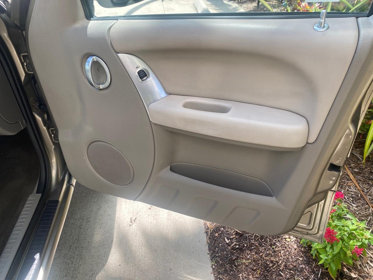 2003 Jeep Liberty Limited 1 OWNER LOW MILES 71,151 Pompano Beach FL