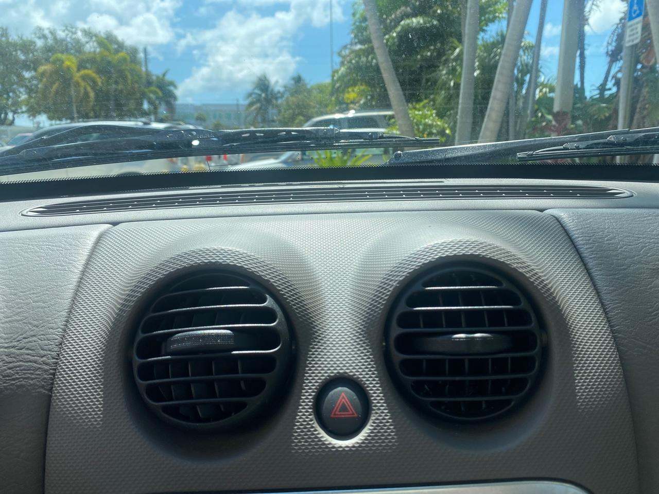 2003 Jeep Liberty Limited 1 OWNER LOW MILES 71,151 Pompano Beach FL