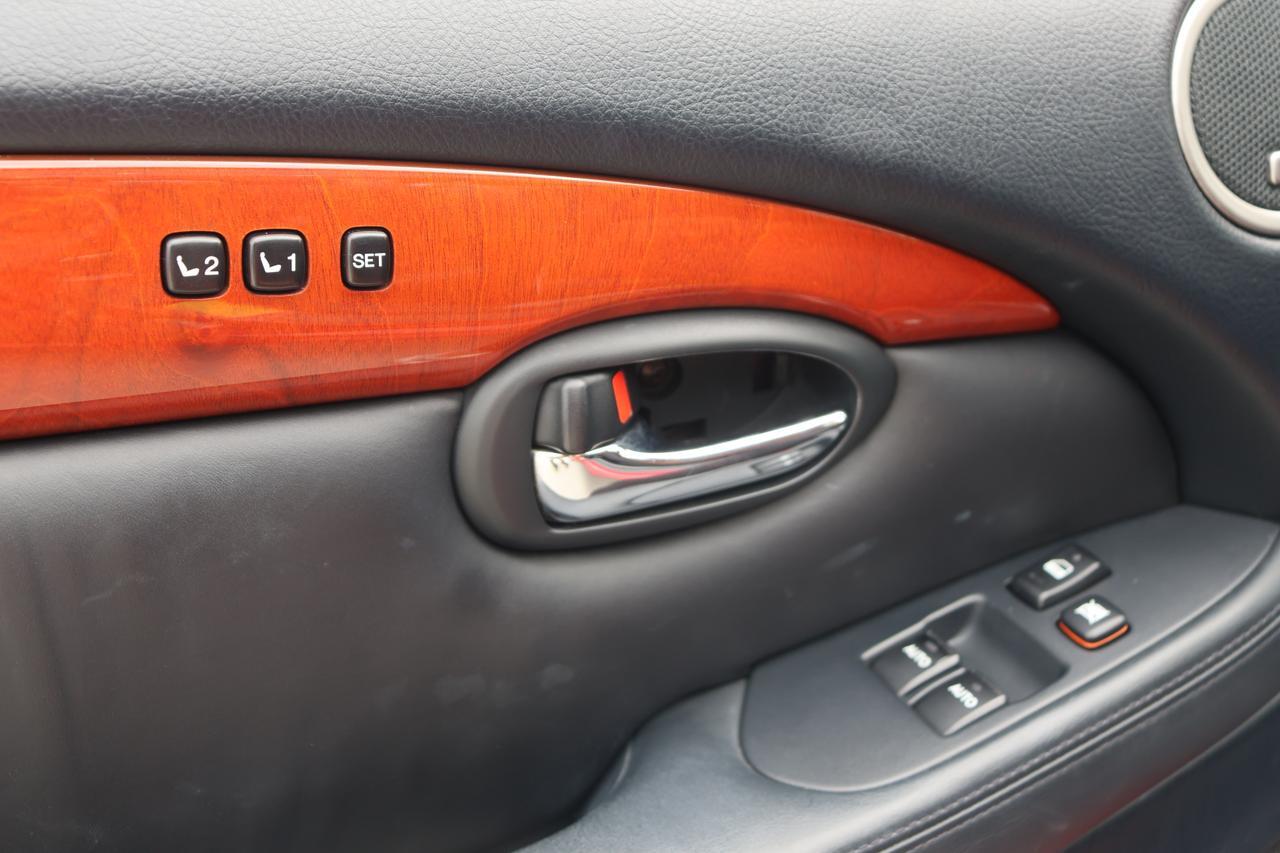 2003 LEXUS SC 430 Houston TX