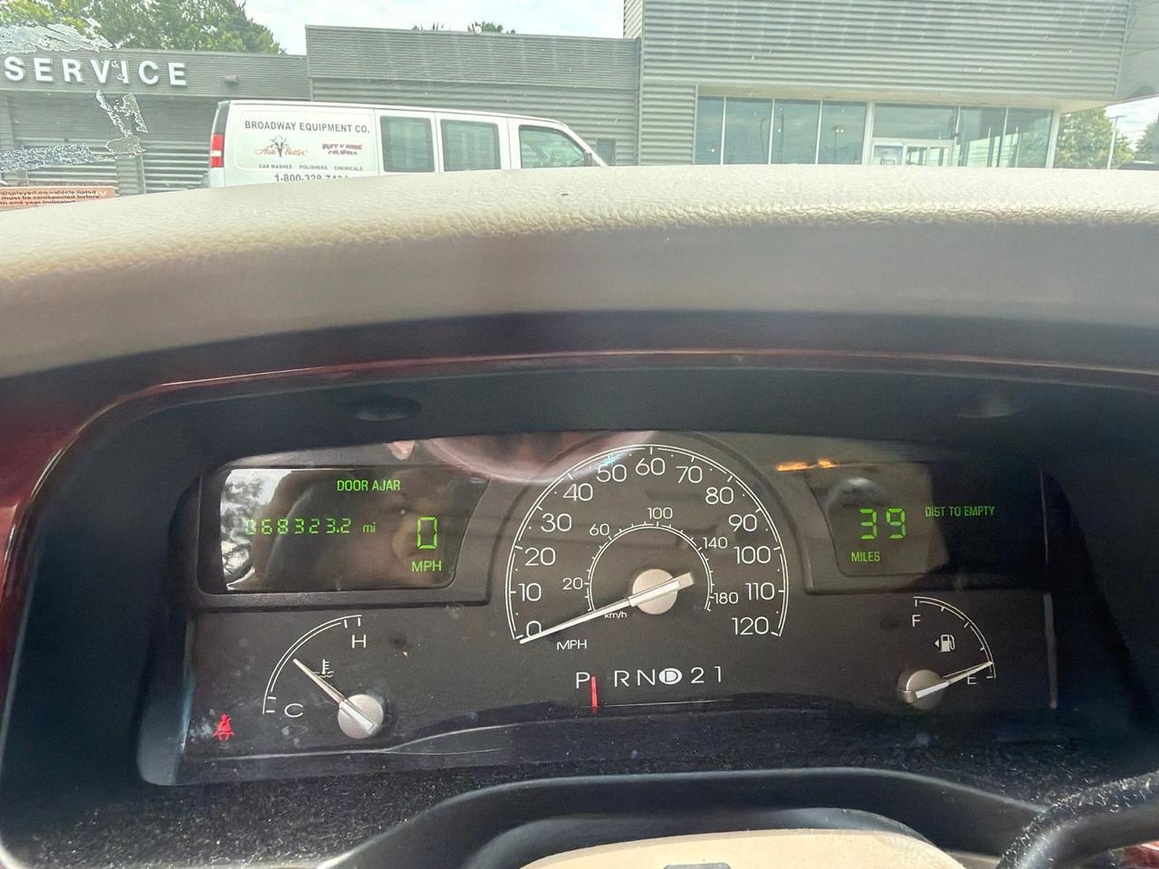 2003 Lincoln Town Car Cartier Gaithersburg MD