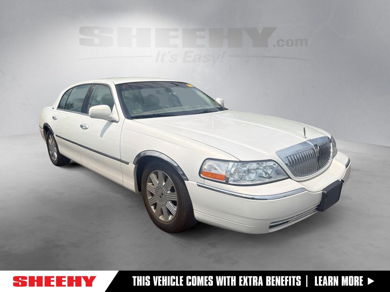 2003 Lincoln Town Car