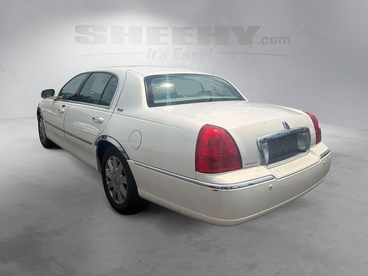 2003 Lincoln Town Car Cartier Gaithersburg MD