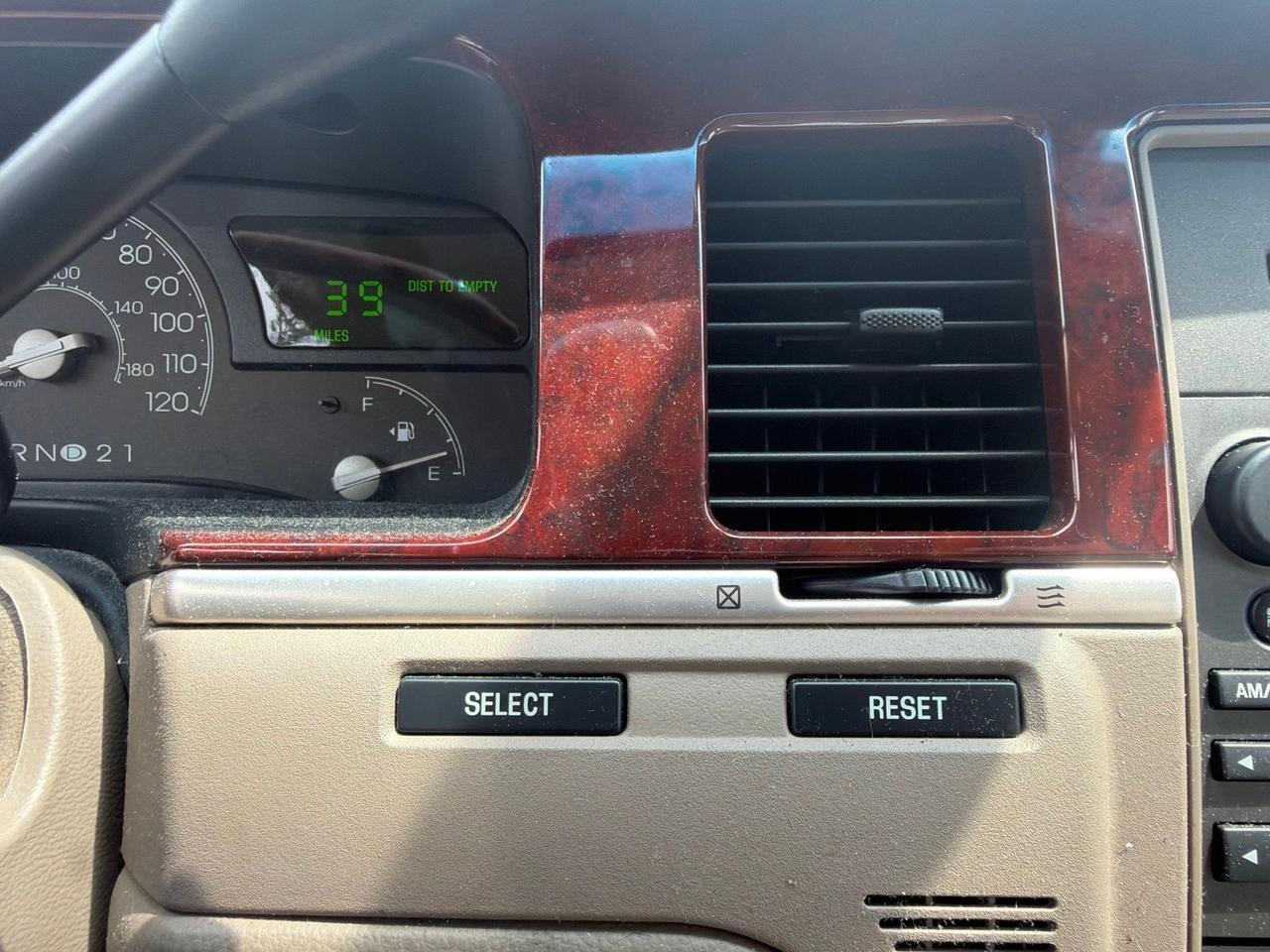 2003 Lincoln Town Car Cartier Gaithersburg MD