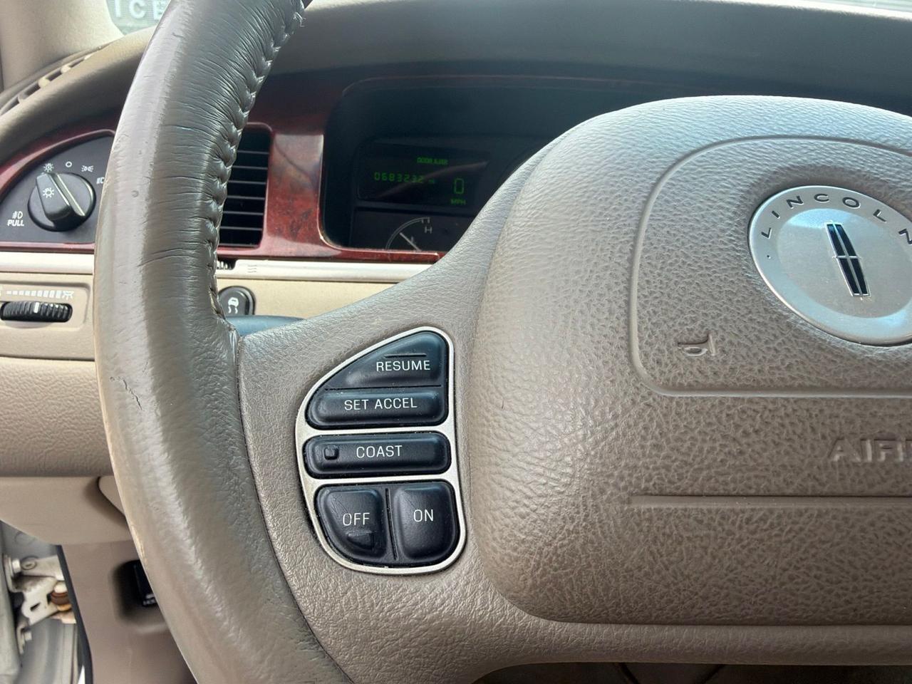 2003 Lincoln Town Car Cartier Gaithersburg MD