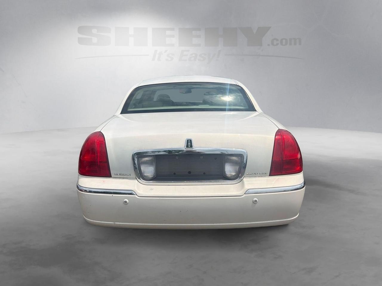 2003 Lincoln Town Car Cartier Gaithersburg MD