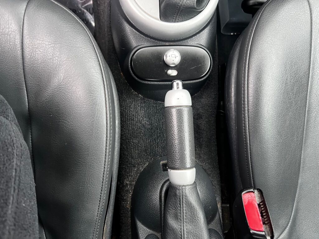 2003 MINI COOPER BASE Des Moines WA