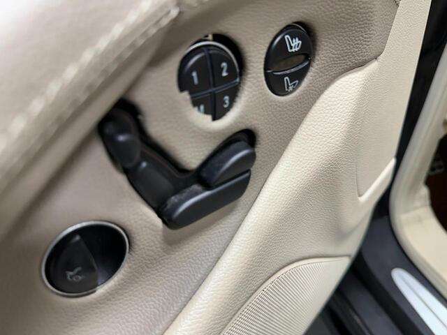 2003 Mercedes Benz SL 500 photo 30
