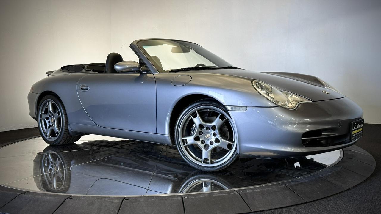 2003 Porsche 911 Carrera