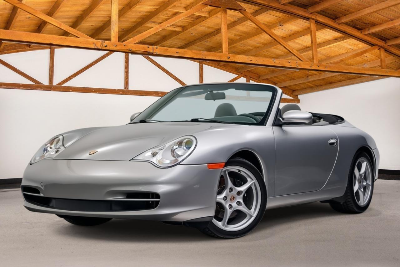 2003 Porsche 911 Carrera