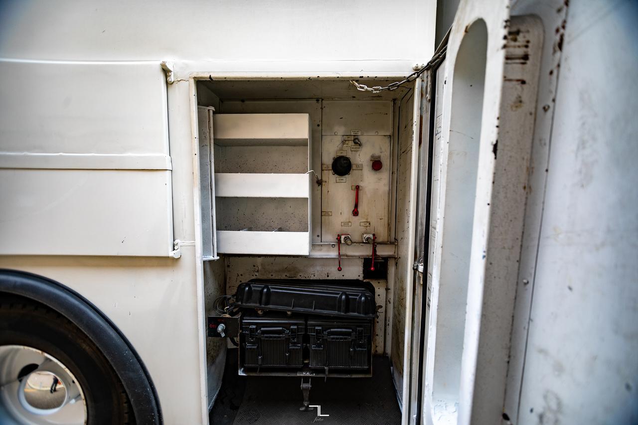 2003 Sterling Condor Lift Diesel Red Deer AB