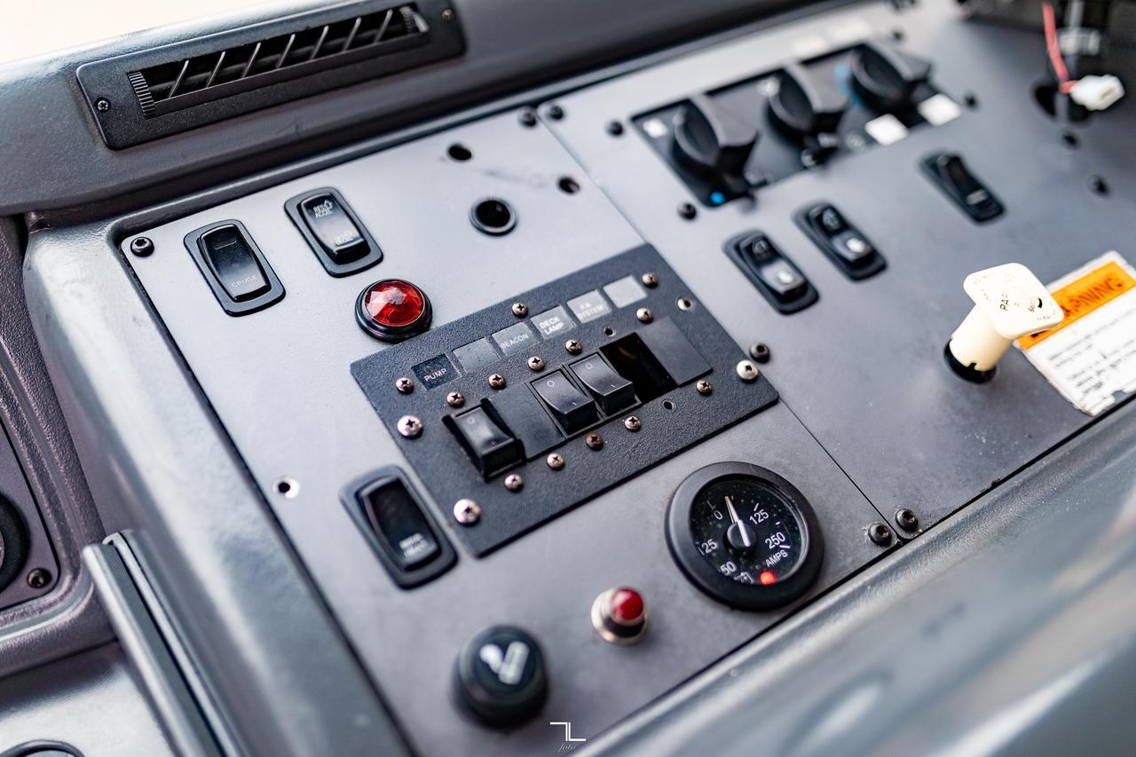 2003 Sterling Condor Lift Diesel Red Deer AB