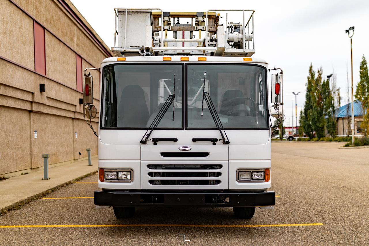 2003 Sterling Condor Lift Diesel Red Deer AB